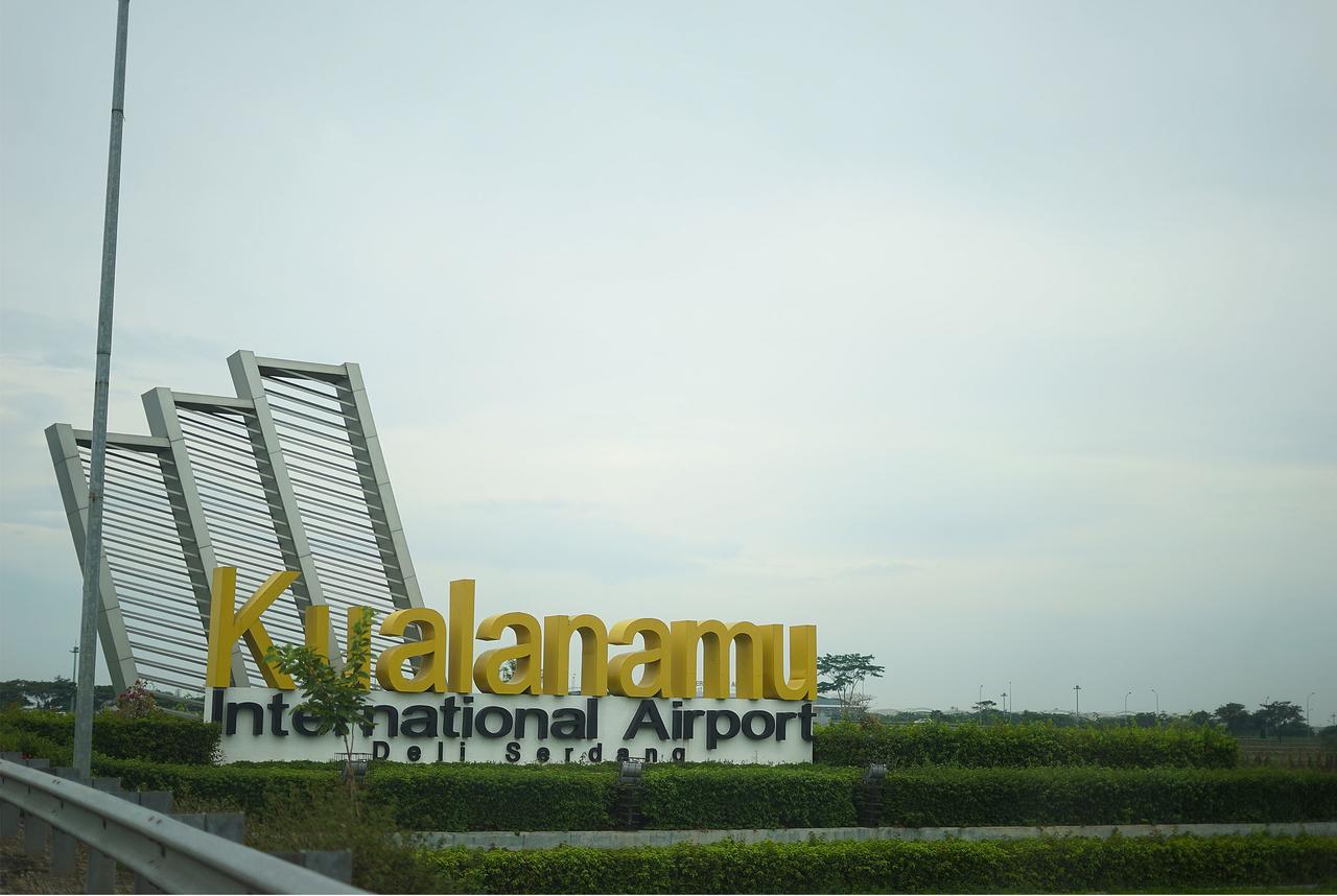 My Studio Hotels Kualanamu Airport Медан Экстерьер фото